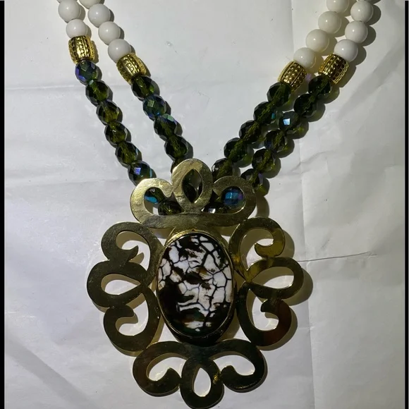 Hand made necklace - Picture 4 of 5